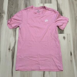 2/$10 NIKE “The Nike Tee” T-Shirt